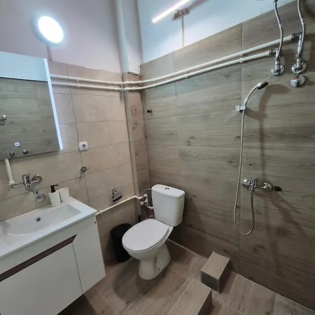 Nis Residence דירה