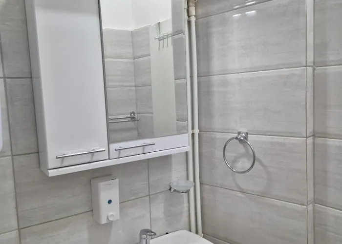 公寓 Nis Residence *