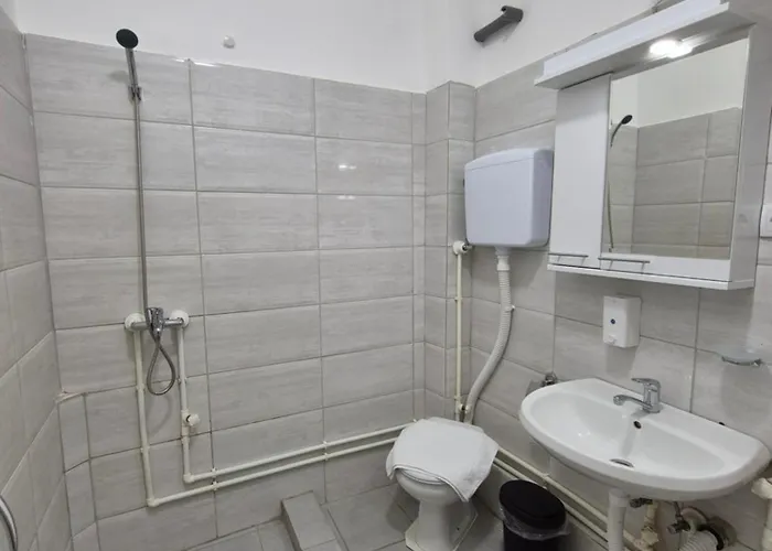 Nis Residence 公寓