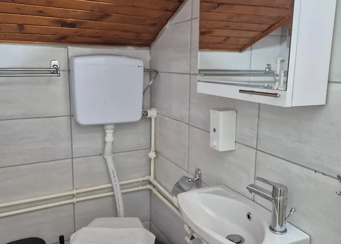 公寓 Nis Residence